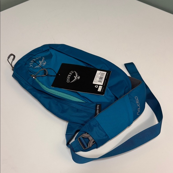 Osprey Teal Travel Backpack - Picture 3 of 5